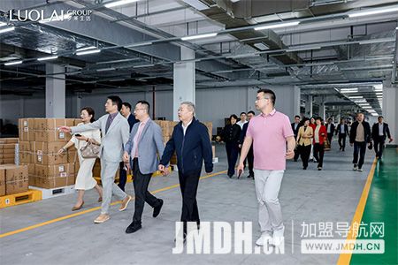 1745460742884099.jpg 5.jpg