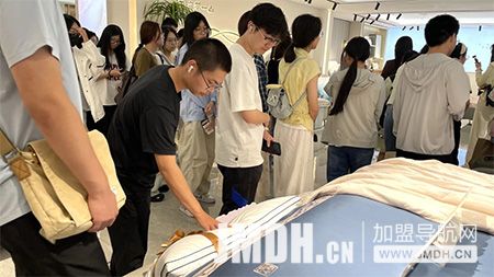 1753856308237906.jpg 3.jpg