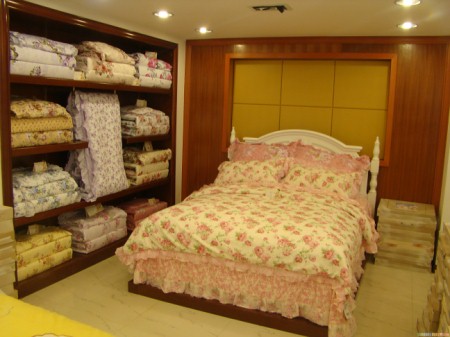 盛宇家纺湖南湘西店火爆开业